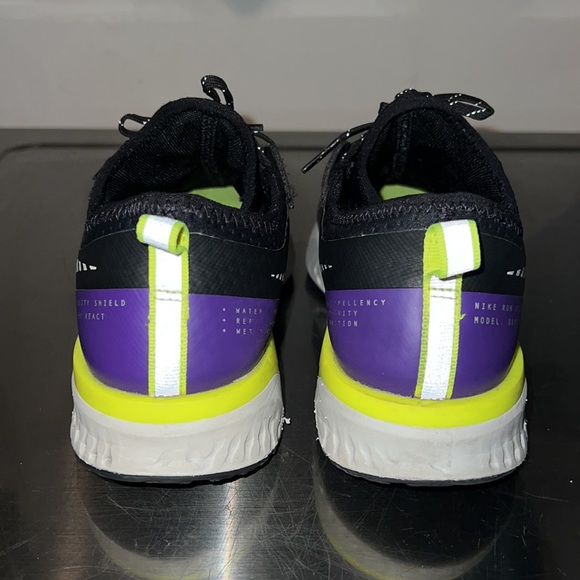 Nike sneakers - Picture 3 of 9